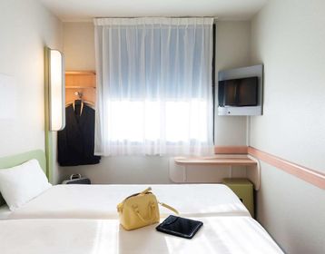 hotel booking template