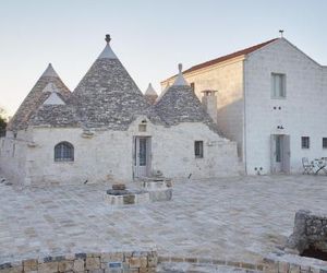 Trulleria Tagliente Alberobello Italy