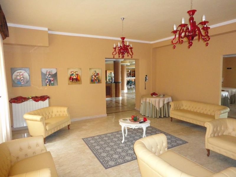 Hotel Photo 8