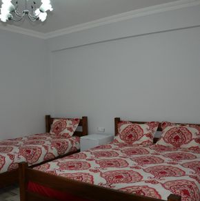 NearBy Hotel