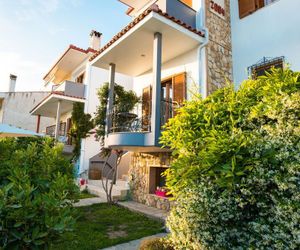 Bouganvillia Homes Nikiti Greece