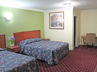 Hotel pic Royla Motel