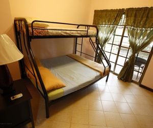 Ms Pinetrees Hostel Koror Palau