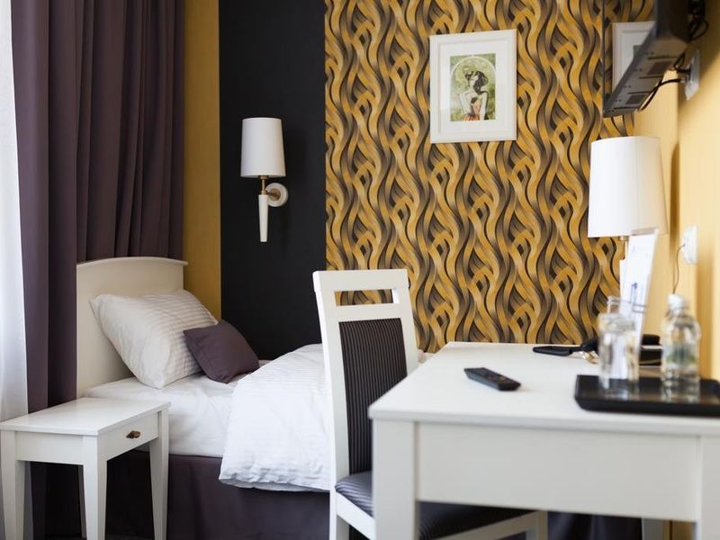 Hotel Photo 1