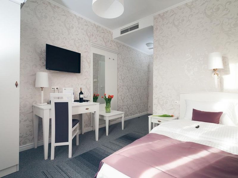 Hotel Photo 3
