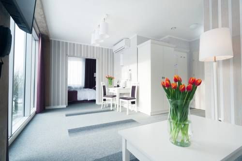 Hotel Photo 8