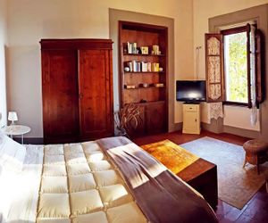 Villa Colle Olivi Pescia Italy