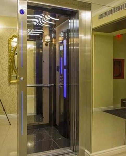 Hotel Photo 9