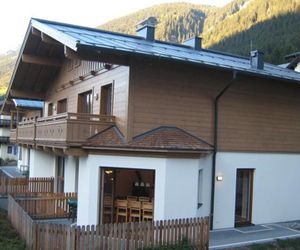 Chalet Apfel by Alpen Apartments Bad Gastein Austria