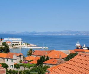 Apartment Leona Postira Croatia
