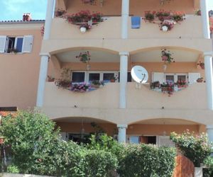 Apartments Milka 2 Liznjan Croatia