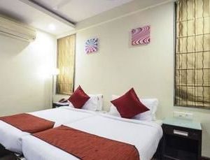 Hotel Kens Kukatpalli India
