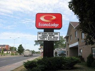 Фото отеля Motel 6-Windsor, ON