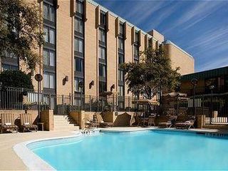 Hotel pic Wyndham Garden Dallas North