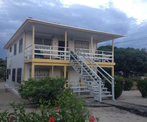 Lydias Guesthouse Placencia Belize