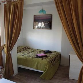 NearBy Hotel
