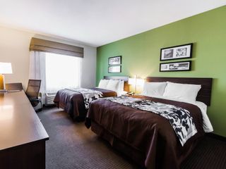 Фото отеля Sleep Inn & Suites