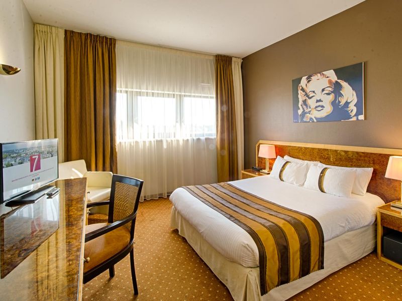 Hotel Photo 1