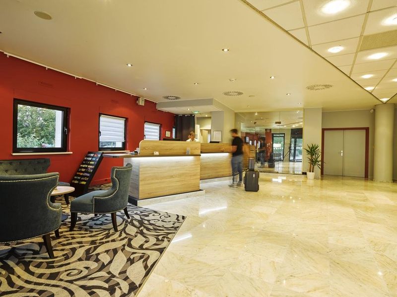 Hotel Photo 8