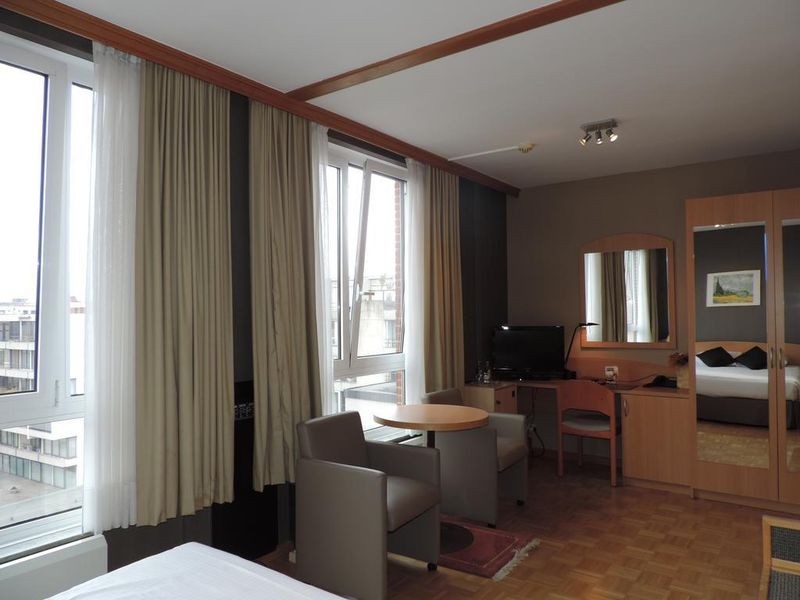 Hotel Photo 6