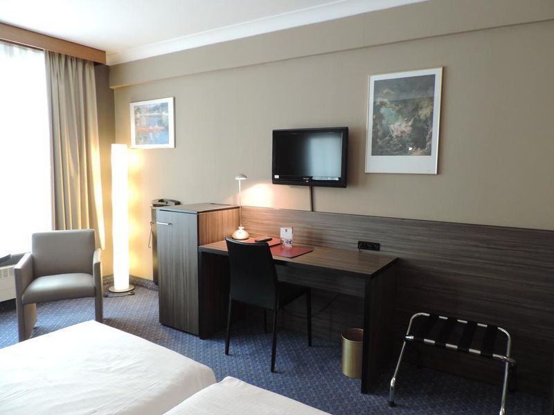Hotel Photo 9