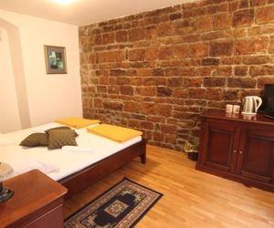 Rooms Base Split Croatia