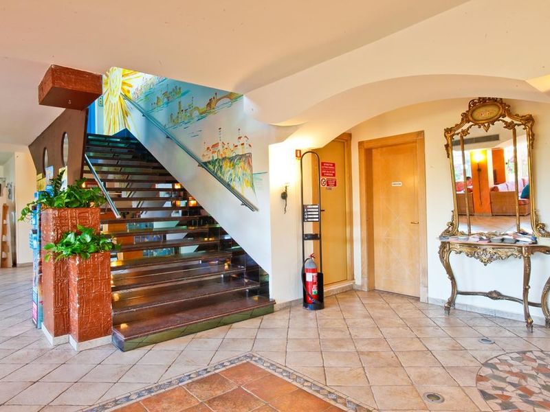 Hotel Photo 10
