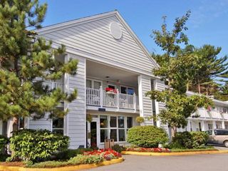 Hotel pic Days Inn by Wyndham Bar Harbor