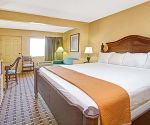 Travelodge Suites by Wyndham East Gate Orange Celebration United States