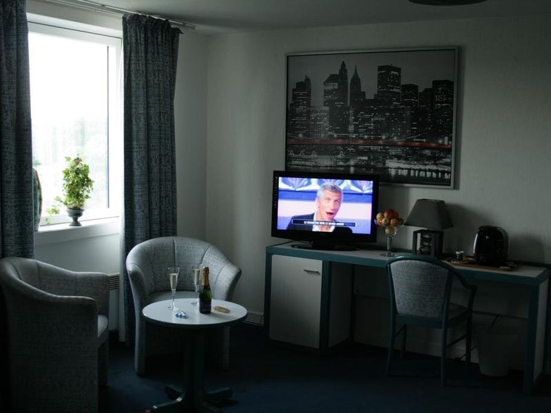 Hotel Photo 8