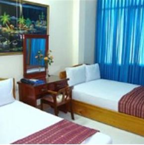 NearBy Hotel