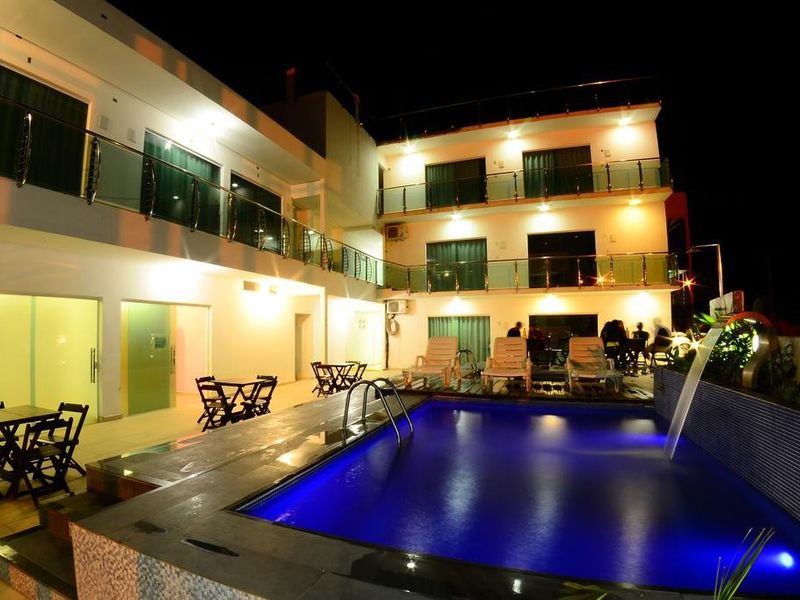 Hotel Photo 8