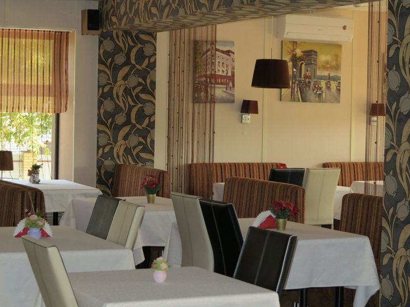 Hotel Photo 9