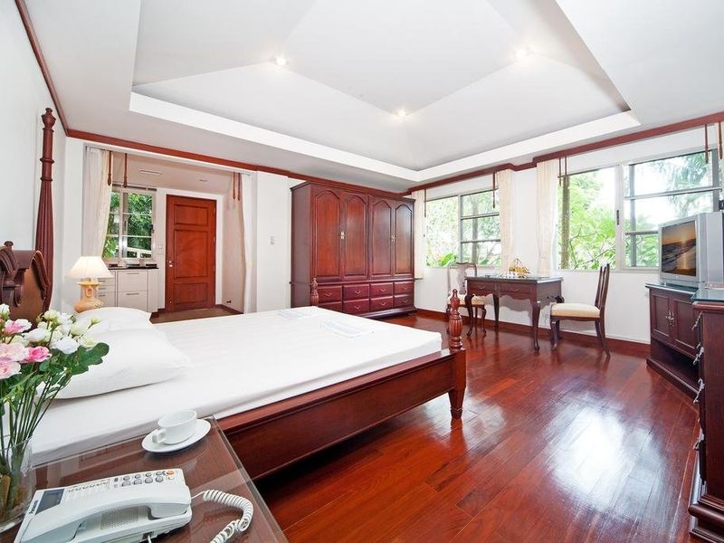 Hotel Photo 1