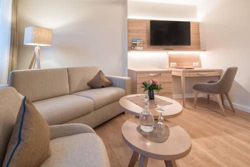 Hotel Photo 9