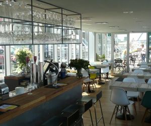 BARBOOTEL AHOI Kortrijk Belgium