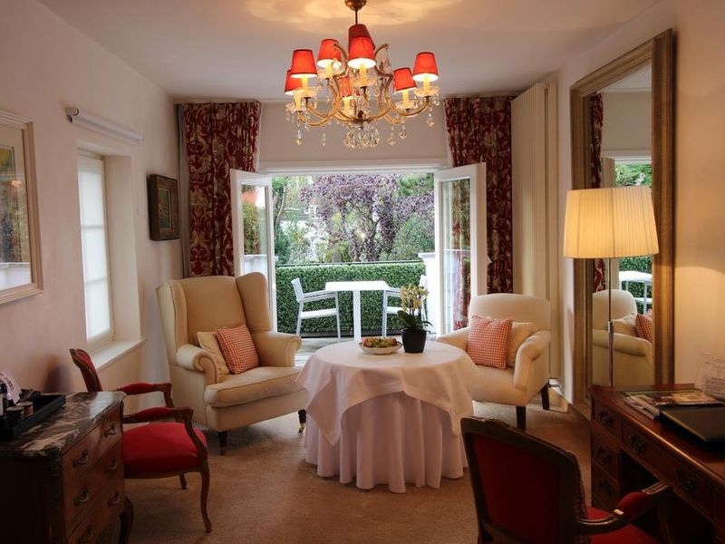 Hotel Photo 9