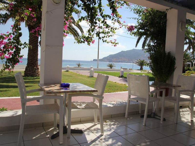 Hotel Photo 9