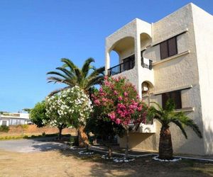 Andys Gardens Platanias Greece