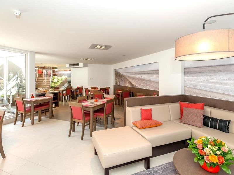Hotel Photo 7