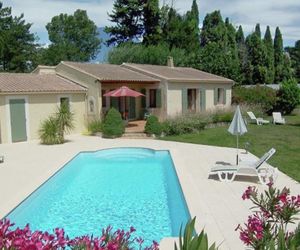 Modern Villa in Cabannes with Private Pool Cabannes France