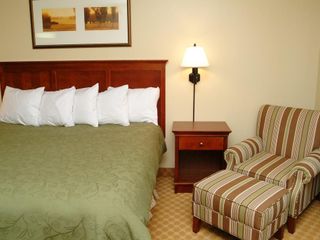Hotel pic Country Inn & Suites by Radisson, Birch Run-Frankenmuth, MI