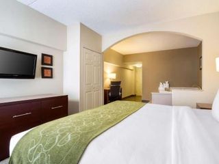 Hotel pic Comfort Suites Avenel