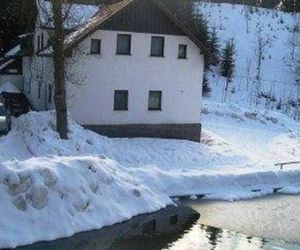 Chata U lesa Albrechtice v Jizerskych horach Czech Republic