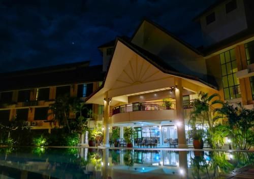 Hotel Photo 11