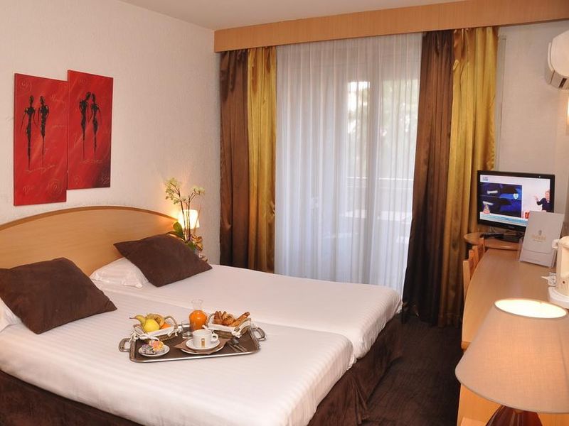 Hotel Photo 3