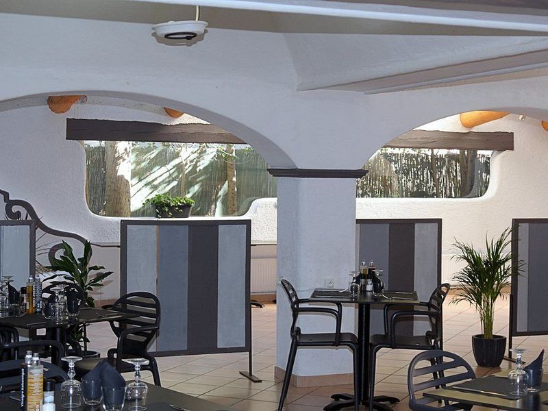 Hotel Photo 10