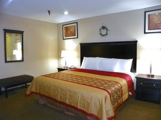 Hotel pic Royalton Inn & Suites
