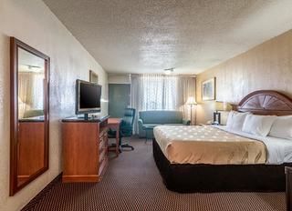 Hotel pic Americas Best Value Inn Shawnee