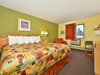 Hotel pic Burnsville Inn & Suites